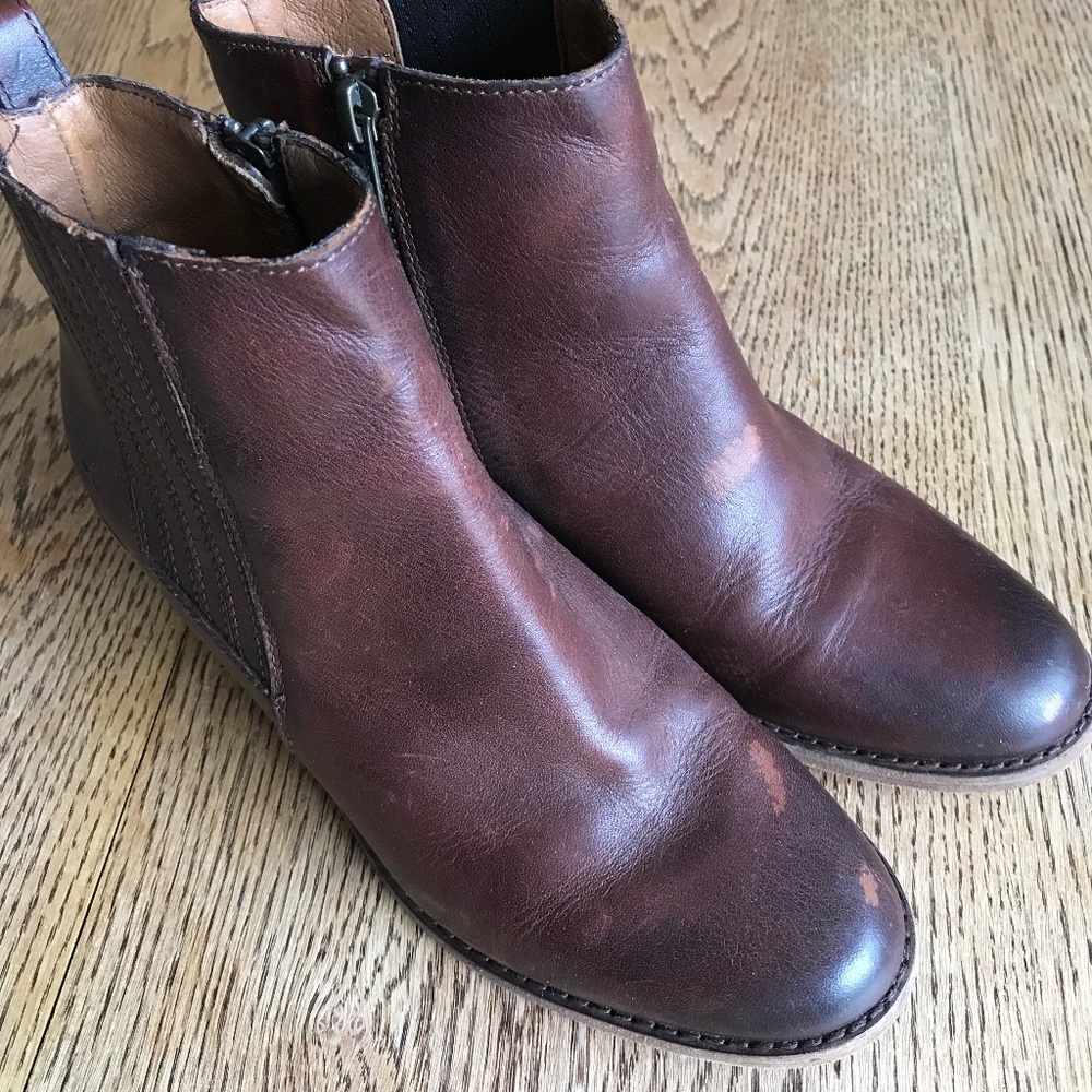 Frye brown leather ankle boots
